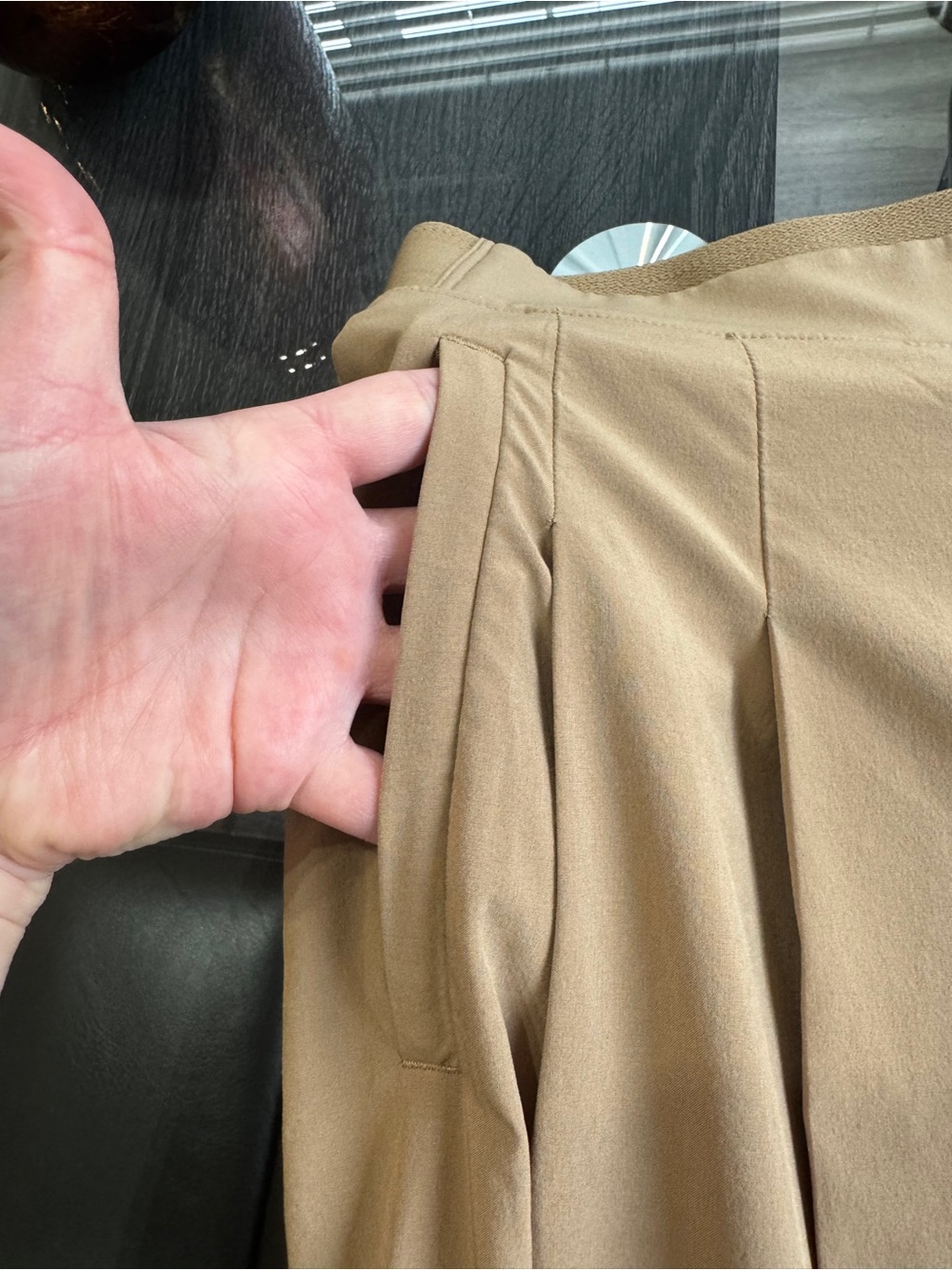 Athleta Beige Wide-Leg Pleated Pants - Picture 4 of 16